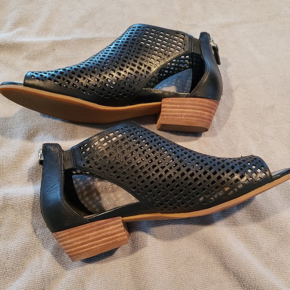 Sage + Simple Leather Sandals - Rylee